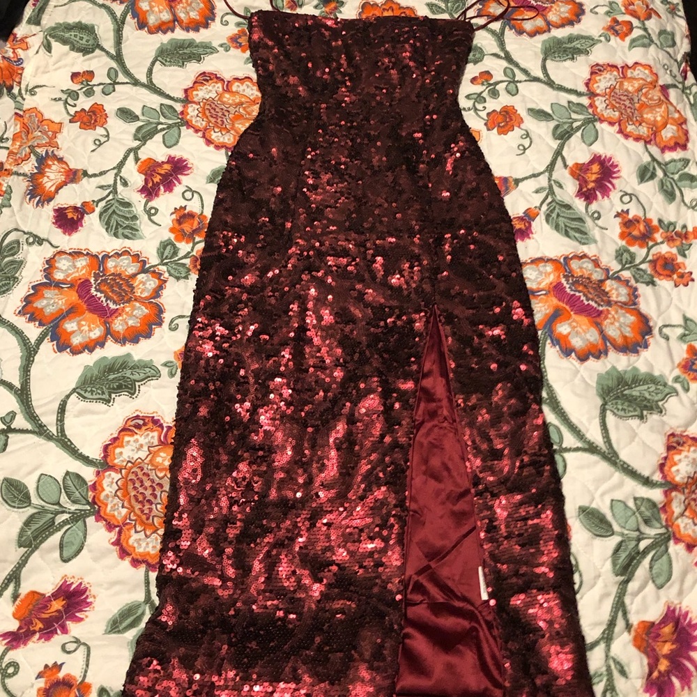 Misha BNWT Tamara Sequin Dress sz 0 in Wine - Picture 16 of 16